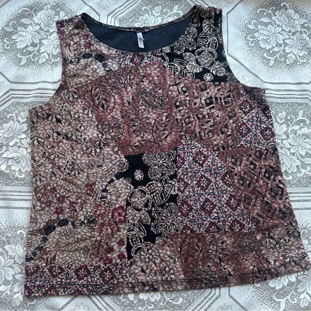 White Stag Mauve and Black Patchwork Floral Tank